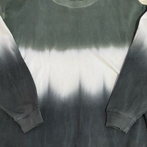 Girls tie dye green, white, gray gradient oversized sweatshirt